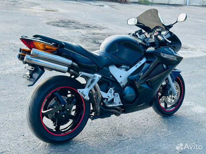 Honda VFR 800 vtec из Европы. Без пробега по РФ