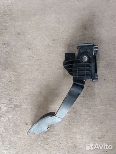 Педаль газа Fiat Grande Punto