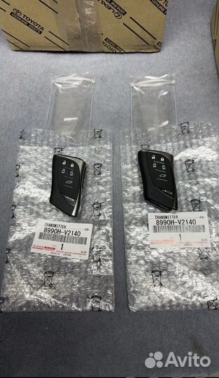 Смарт ключ Lexus LM 2023+, 8990H-V2140