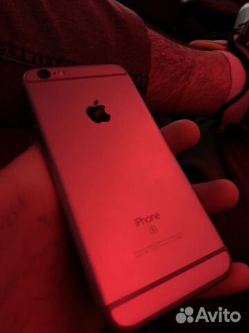 iPhone 6S, 32 ГБ