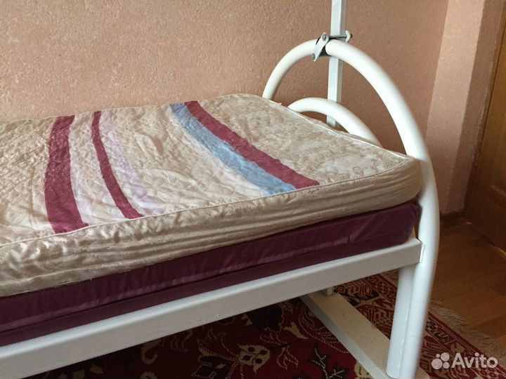 Кровать медицинская металлическая с рамой