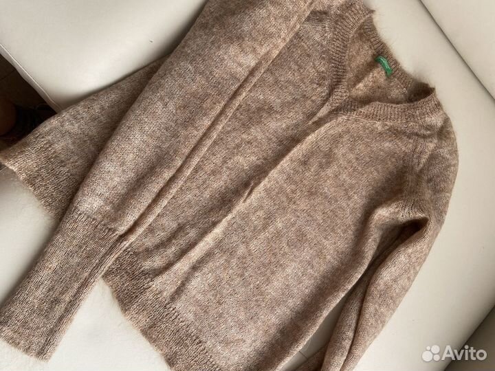 Пуловер женский Benetton шерсть