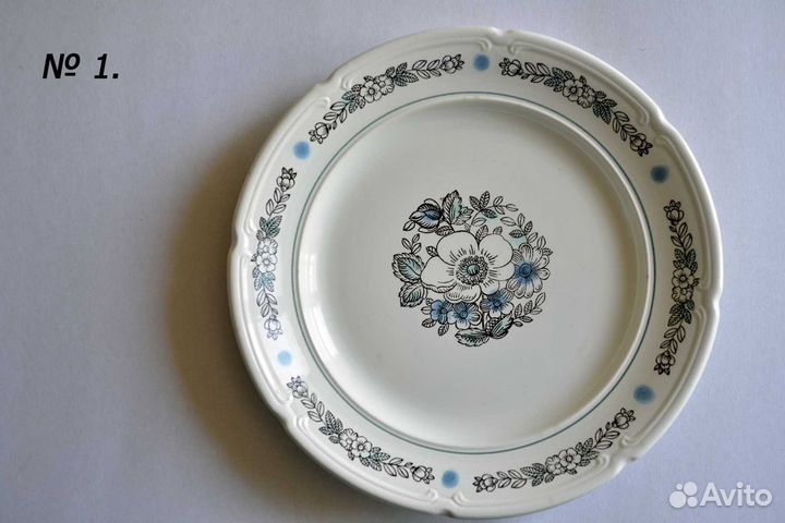 Тарелки столовые зик Конаково, СССР, Диаметр 24 См