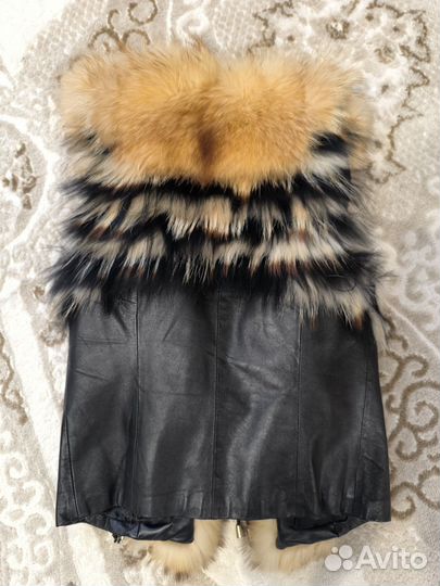 Жилетка женская