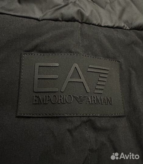 Куртка Emporio Armani EA7 новая оригинал