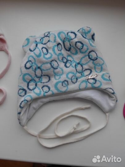 Шапочки р. 0; 44,5; 52