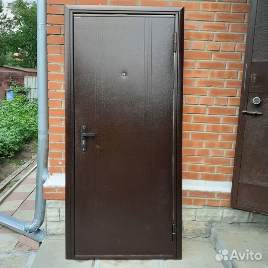 Дверь входная железная бу Doorhan 