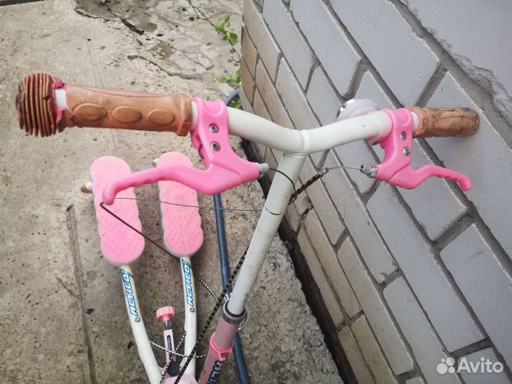 Самокат трехколесный