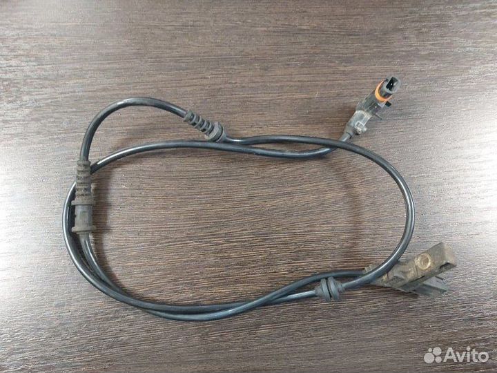 Датчик износа колодок передний правый Mercedes Gl