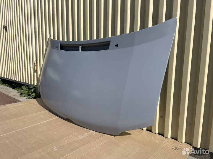 Капот на Mercedes Sprinter Classic в грунте новый