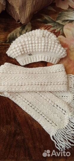 Берет шерстяной с шарфом