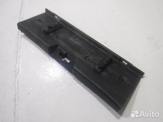 Накладка багажного отделения