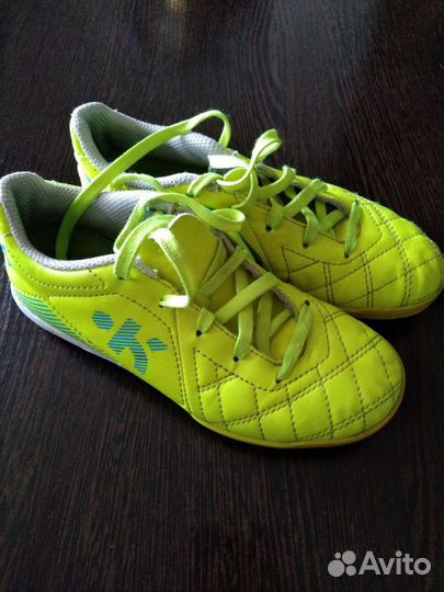 Футбольные бутсы