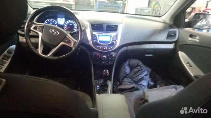 Hyundai Solaris 1.6 AT, 2015, 72 220 км