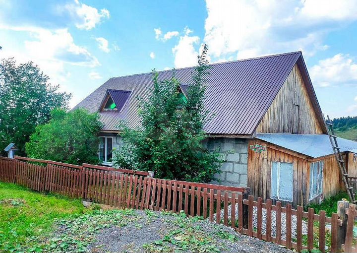 Дом 140 м² на участке 12 сот.