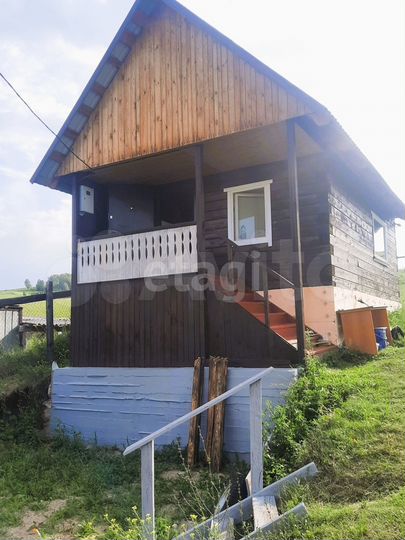 Дом 24,9 м² на участке 15 сот.