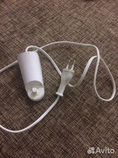 Зарядное устройство для электрической зубной щетки