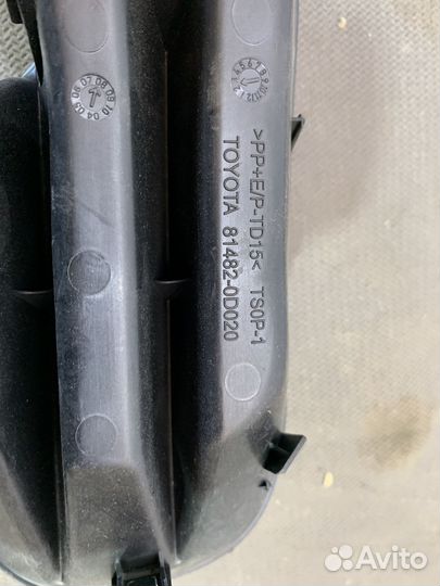 Заглушка противотуманной фары левой Toyota Yaris