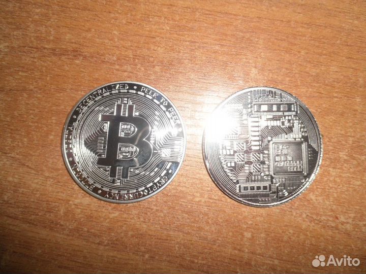 Монета Биткоин
