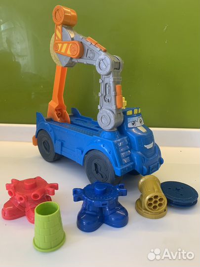 Несколько наборов play doh