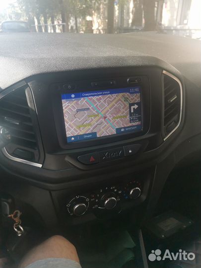 Штатная магнитола на лада xray,renault captur