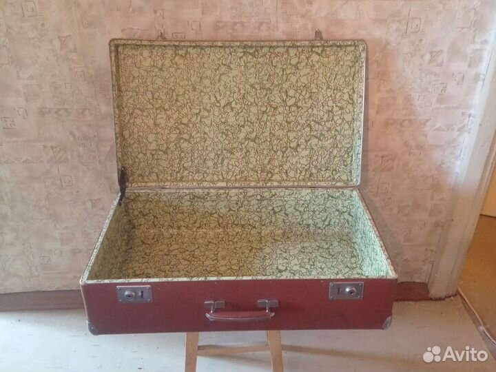 Чемоданы времен СССР