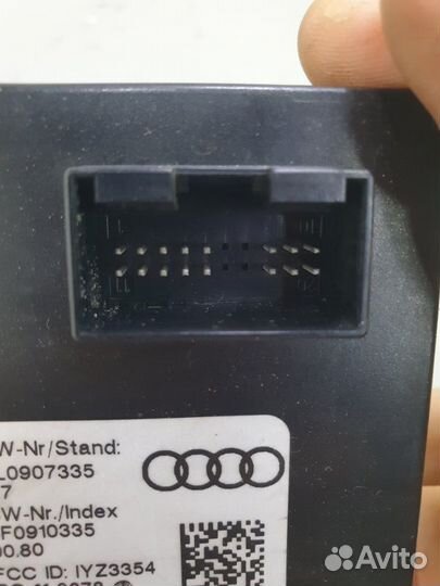 Блок управления бесключевым доступом Audi Q7 4LB