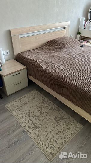 Продам 2-х спальную кровать