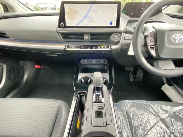 Toyota Prius 1.8 AT, 2023, 5 000 км
