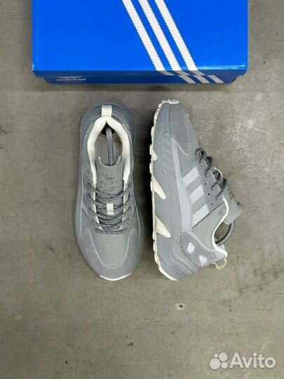 Кроссовки Adidas ZX 22 (41) размер