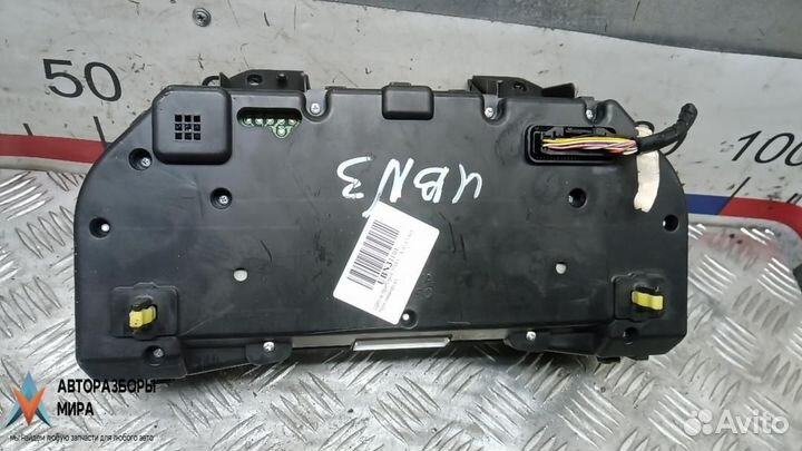 Щиток приборов (приборная панель) Toyota Avensis