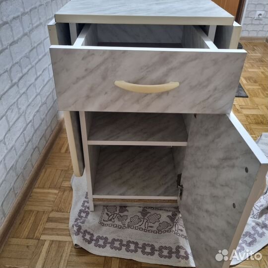 Кухонный стол тумба бу