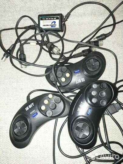 Джойстики от приставки Sega Drive