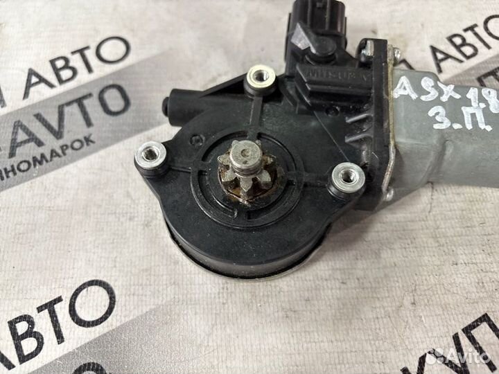 Моторчик стеклоподъемника задний правый Mitsubishi