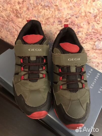 Кроссовки для подростка 38