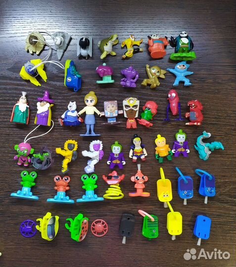 Киндер сюрприз, игрушки пакетом