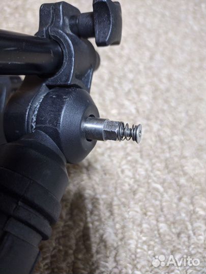 Плечевой упор для камеры