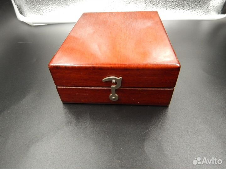 Школьная медаль Казахстан 1976 год