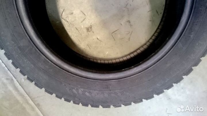 Nokian Tyres Hakkapeliitta 9 235/60 R18 107T