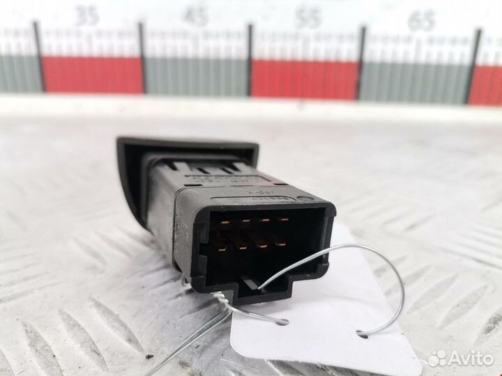 Кнопка аварийной сигнализации Renault Scenic рест