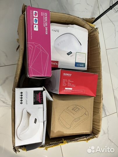 Маникюрная лампа