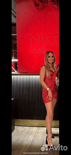 Платье короткое красное