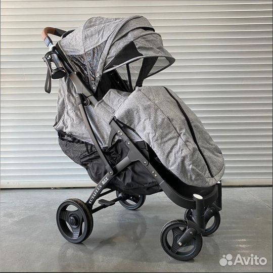 Коляска для новорождённых Yoya Plus