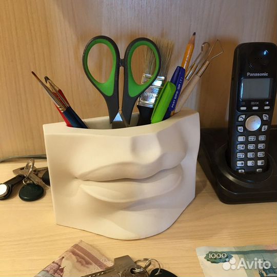 Губы кашпо/органайзер/карандашница