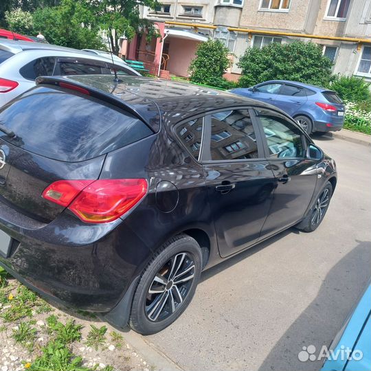 Opel Astra 1.6 AT, 2011, 164 000 км