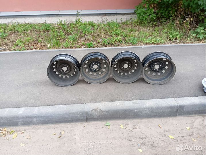 Диски штампованные r14 LADA