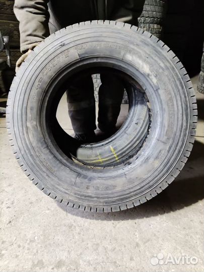 Грузовая шина бу 215 75 R17.5 Michelin