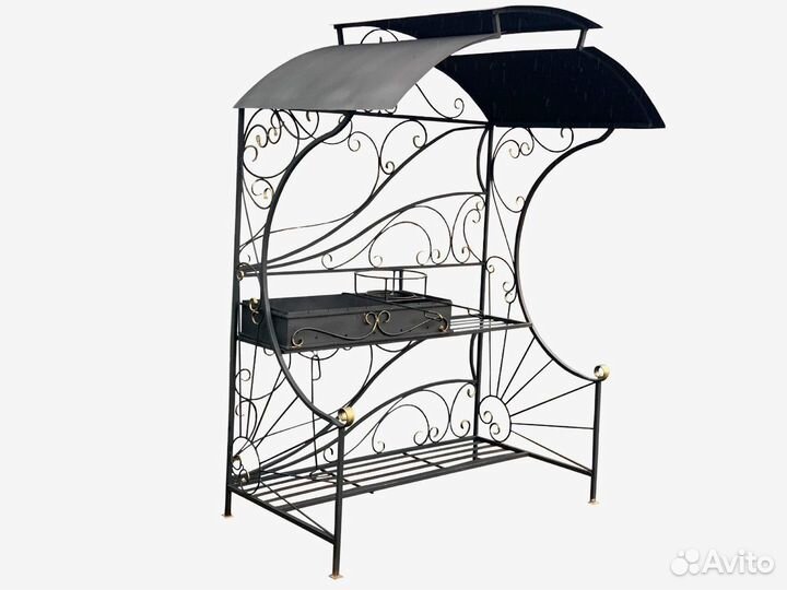 Мангал с крышей