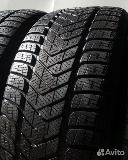Pirelli Winter Sottozero 3 245/40 R18