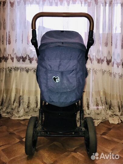 Продаю прогулочную коляску